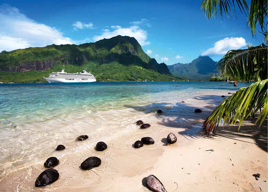 CY-in-Moorea_BCCG15_EC.jpg